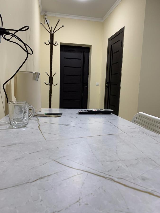 Adi Hotel Бішкек Екстер'єр фото